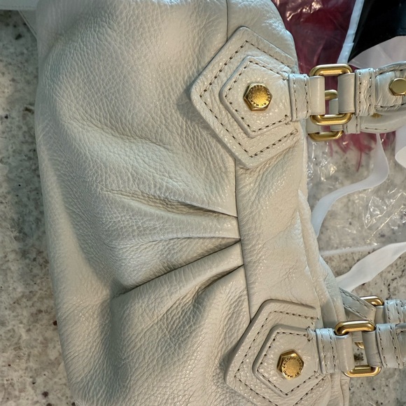 White leather Marc Jacob’s purse - Picture 9 of 12
